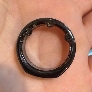 Oura Midnight Black Smart Ring